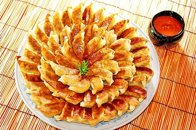 神戸ビーフ入り!極み餃子(冷凍)