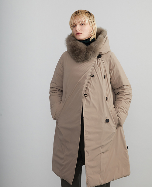 DUVETICA〉POP-UP SHOP 【大丸神戸店】