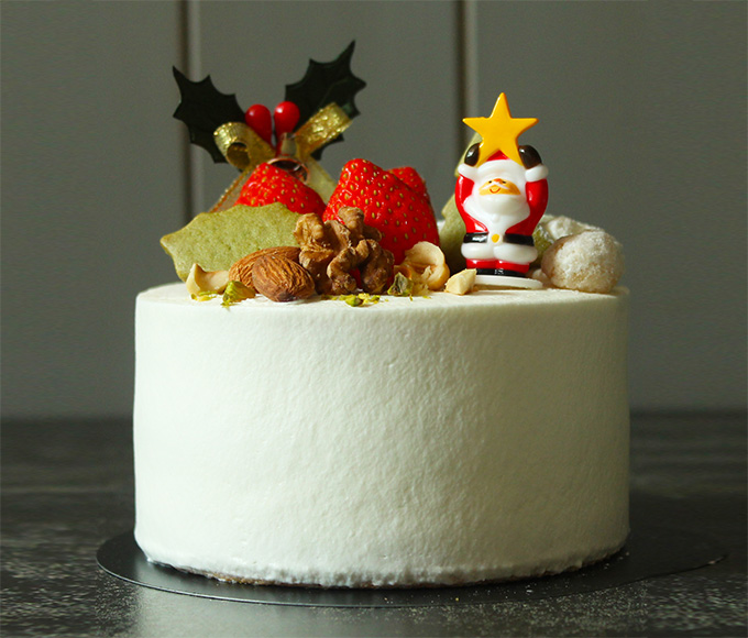 NUTS LAB イチゴとピスタチオのショートケーキ