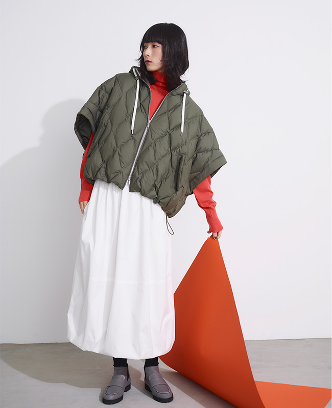 ポンチョダウンベスト