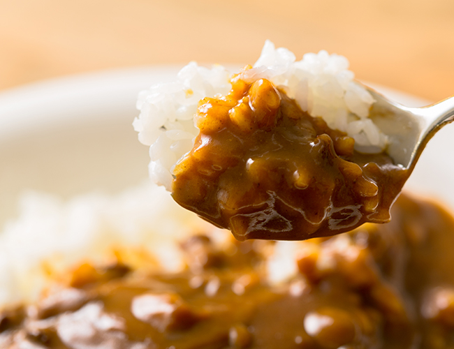 チャンピオンカレー レトルト