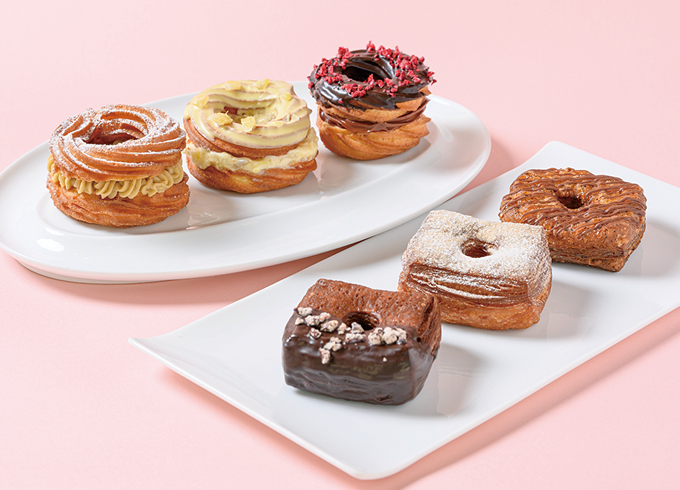 〈アトリエうかい〉