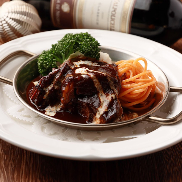 洋食クアトロの冷凍タンシチュー