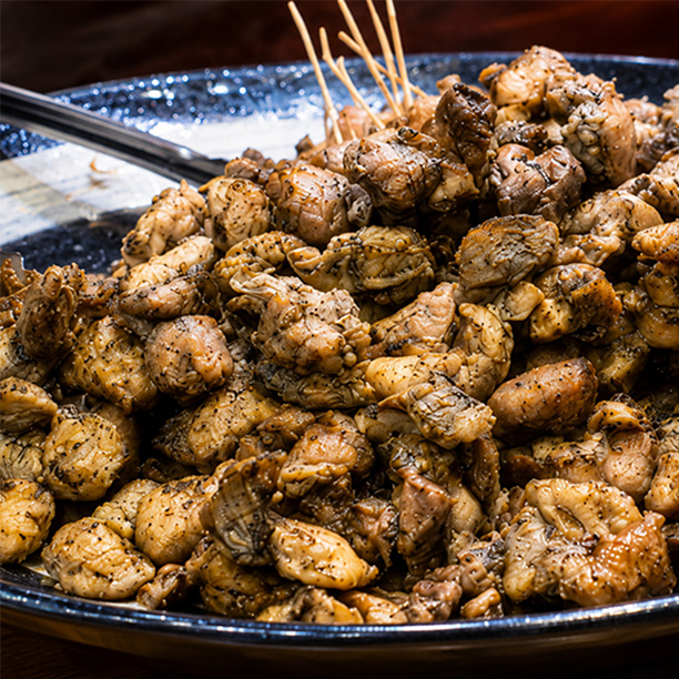 親鶏の炭火焼き