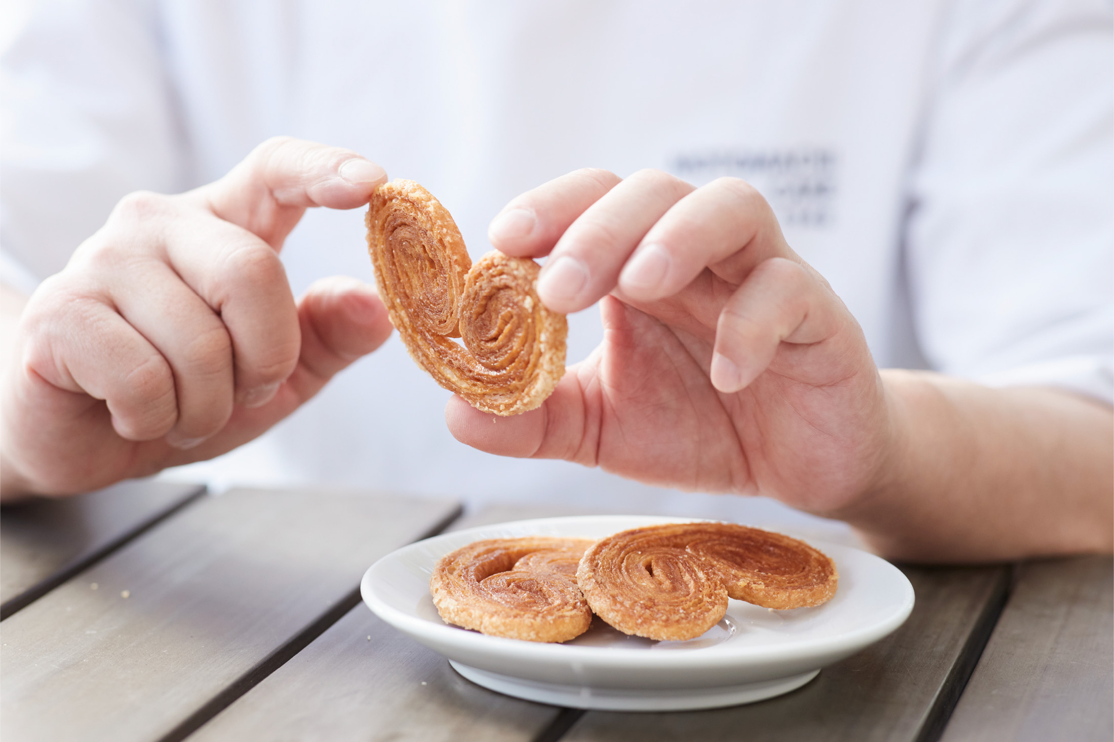 77年前の創業時から、MOTOMACHI CAKEでつくり継がれている焼き菓子、パルミエ