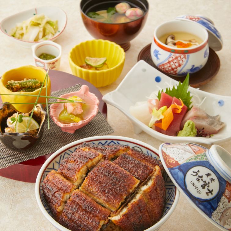 〈炭焼 うな富士〉