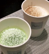 〈茶房アドニス"福寿草”ティー&スイーツby福寿園〉抹茶カプチーノ・ほうじ茶カプチーノ(ホット)
