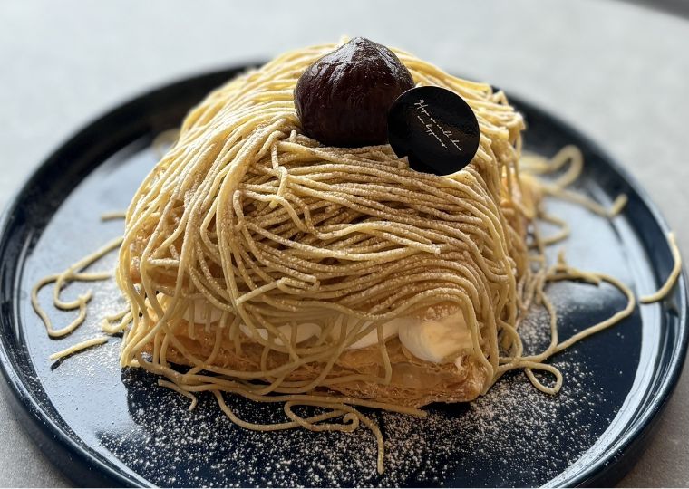 カフェ・イタリアンバール〈ルーフトップテラス チェーロ バイ イル チプレッソ〉