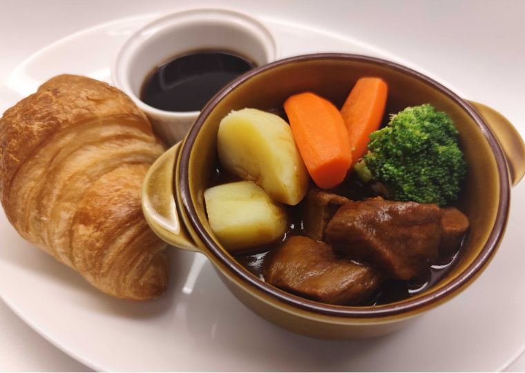 〈コーヒーサロン イノダコーヒ〉