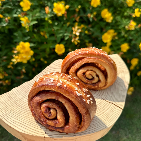 【実演】シナモンロールト