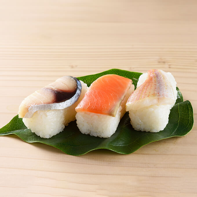 柿の葉すしさば・さけ・たい