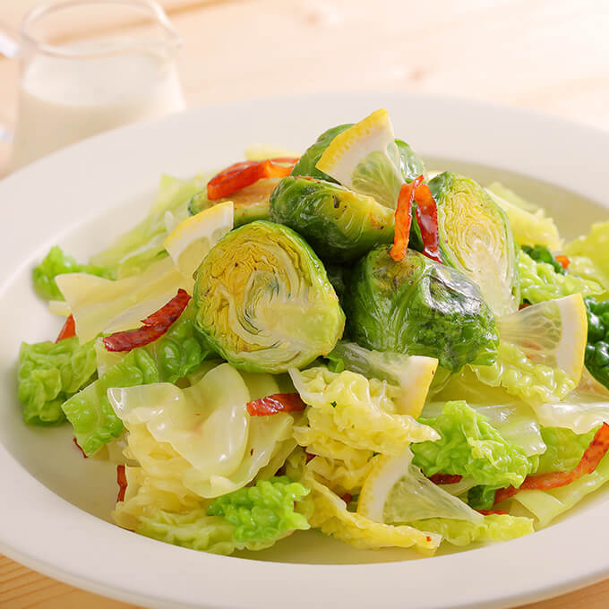 春の味わい3種のキャベツ堪能サラダ