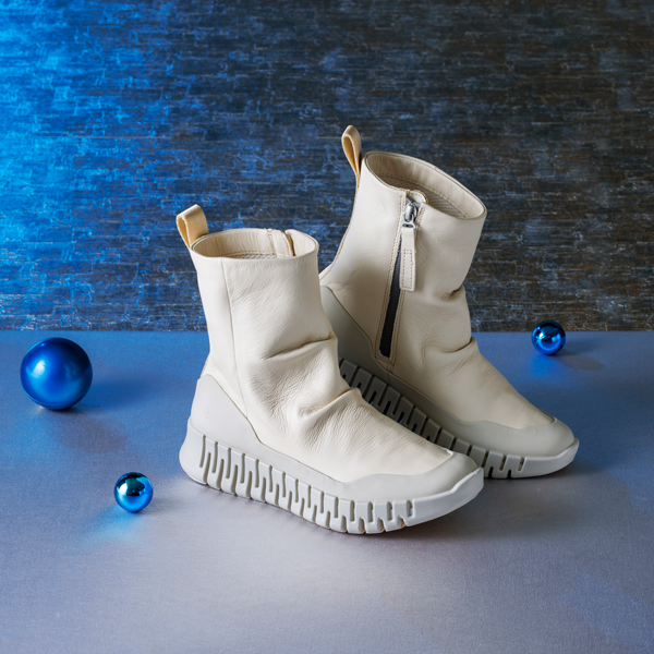 レザーミッドカットブーツ 218313