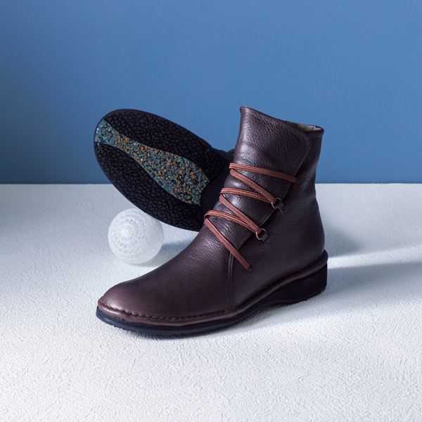 ソフトレザーショートブーツ ALTW58030W