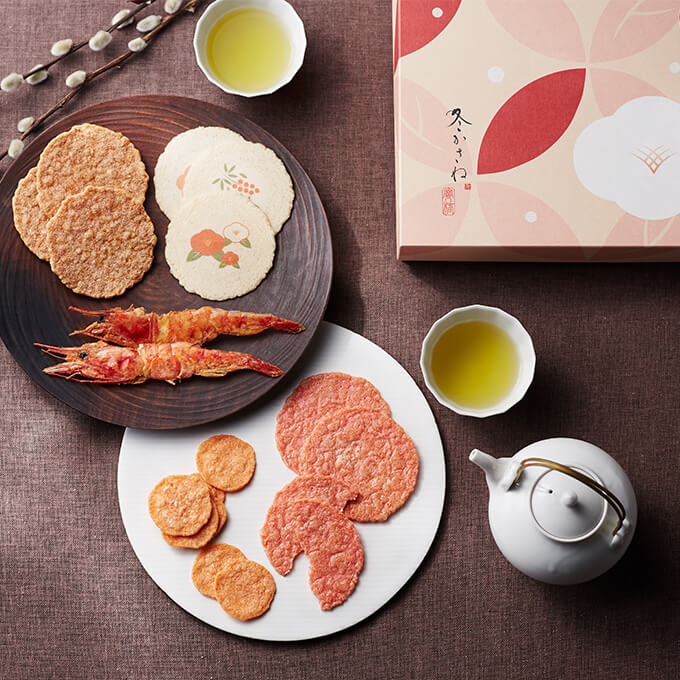 坂角の冬かさね