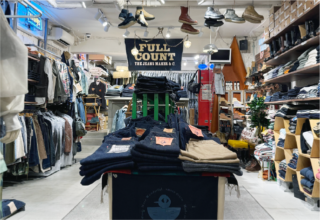 〈ユニーク アンド サンズ〉POP-UP SHOP