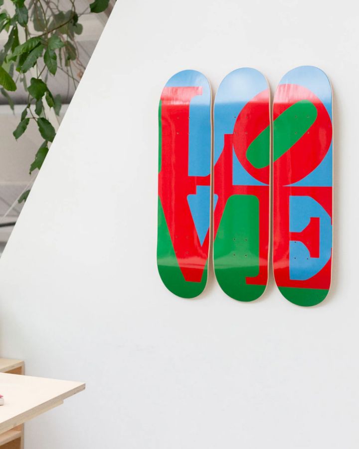 〈MoMAデザインストア〉The Skateroom　ロバート・インディアナ LOVE スケートボード 3枚セット
