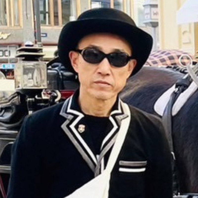 AOYAMA TOSHIHARU（GARAGE RADIO）