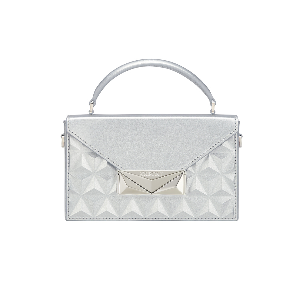 〈エス・テー・デュポン〉