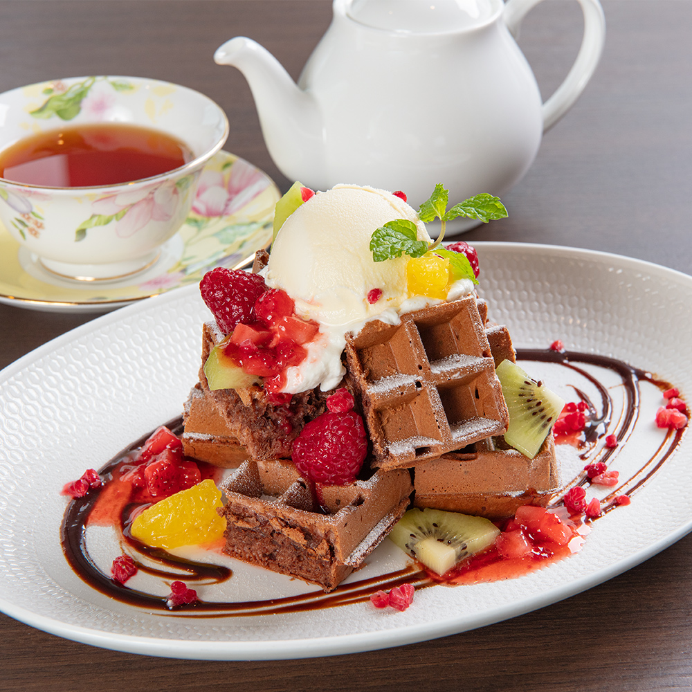 〈サロン ド テ ヴォーリズ〉