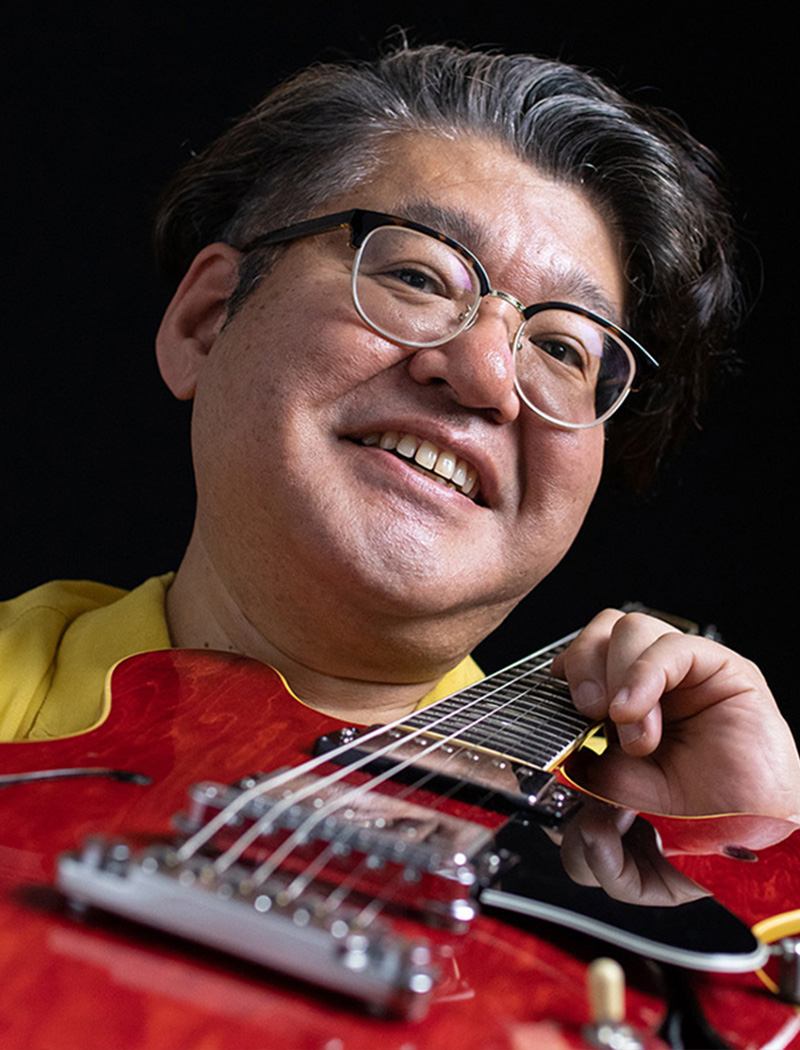 富永 寛之〈Guitar〉