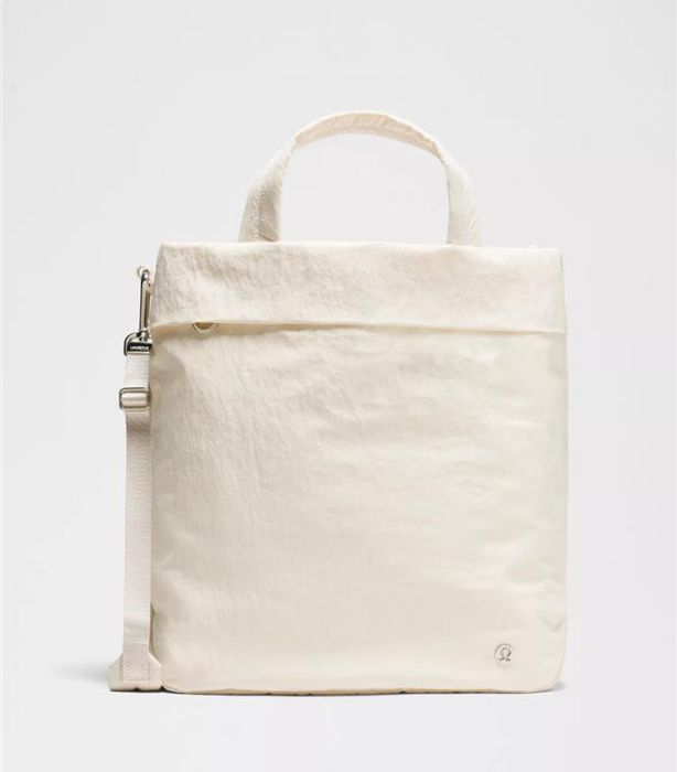 ルルレモン On my level Tote bag 20L