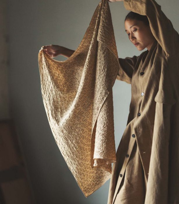 ヨーガンレール+ババグーリ シルクチェーン刺しゅうスカーフ