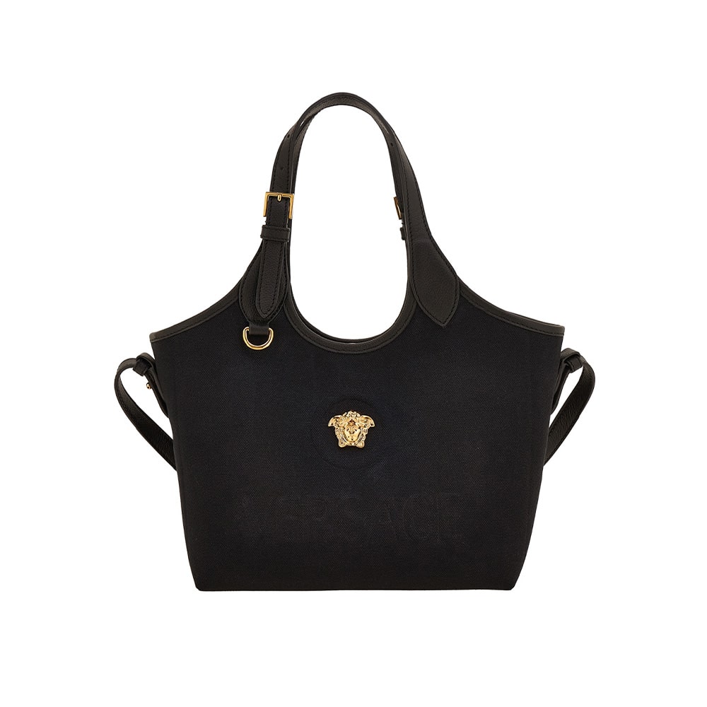 〈ヴェルサーチェ〉