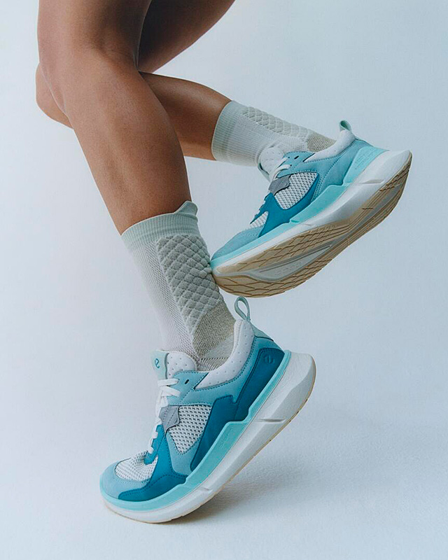 ECCO GORE-TEXsurround スニーカー（ホワイト）（エコー ECCO ECCO  