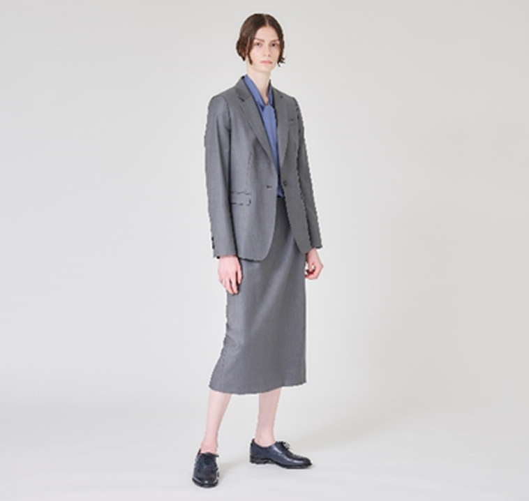 〈ポール・スチュアート〉ウールストライプジャケット／ウールストライプスカート