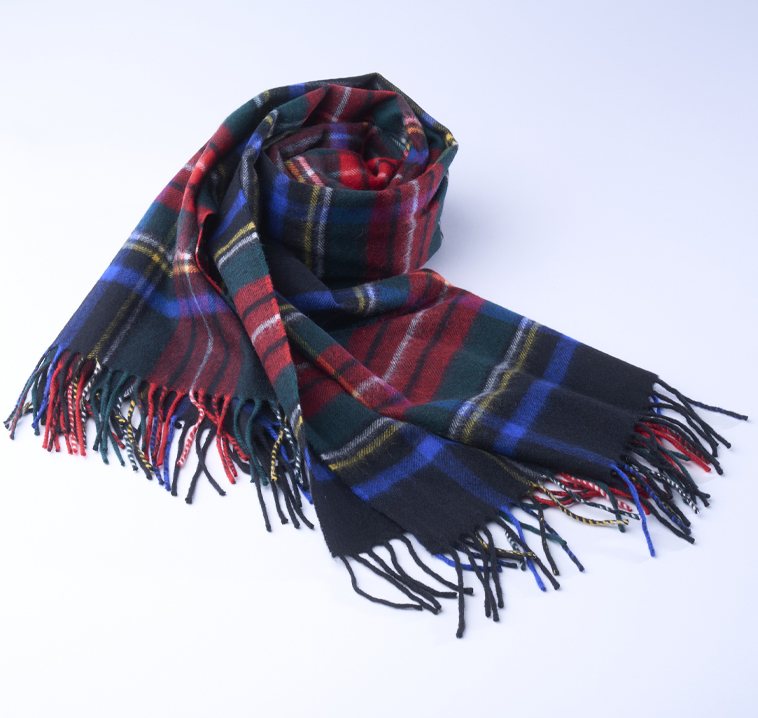 〈ジョンストンズ〉カシミヤストール