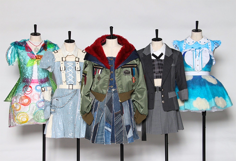 AKB48ミニ衣装展 村山彩希卒業記念セレクション