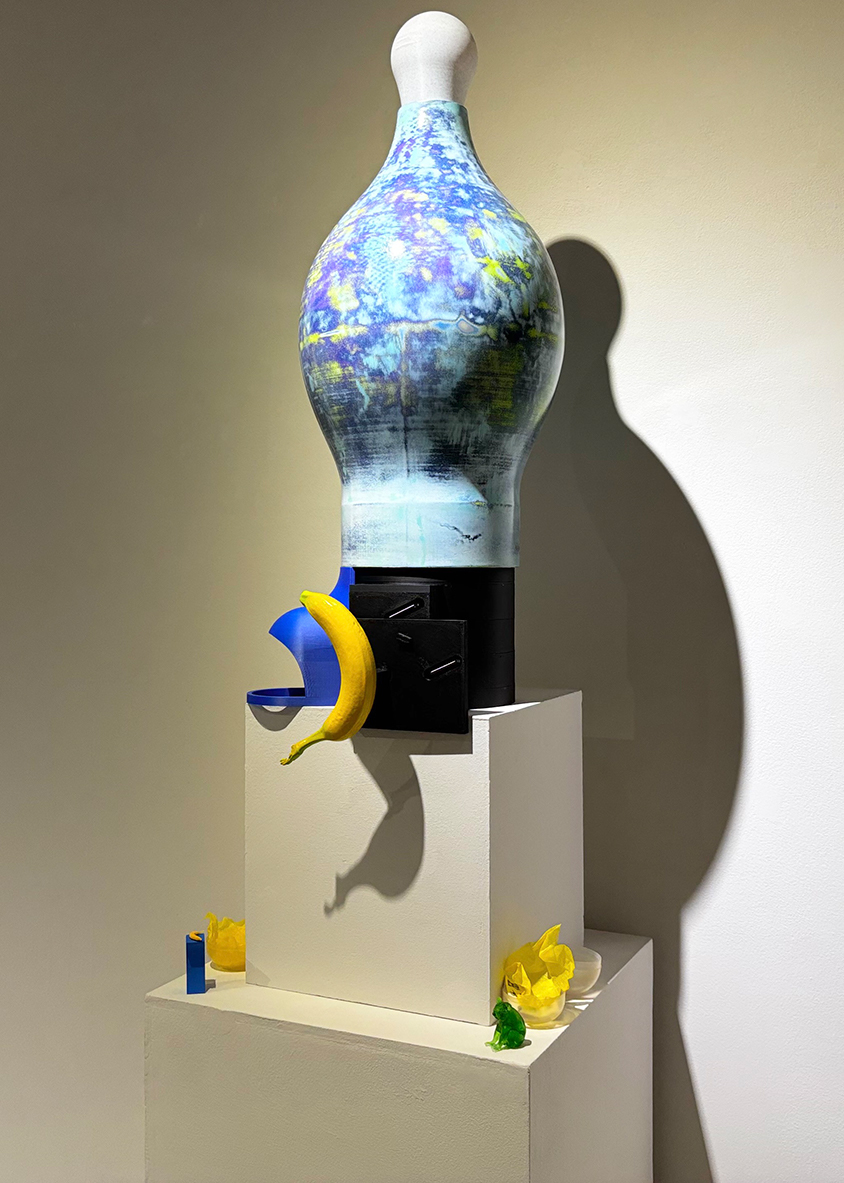 熊谷卓哉「Play Sculpture（ガチャガチャマシン:Type-1）」