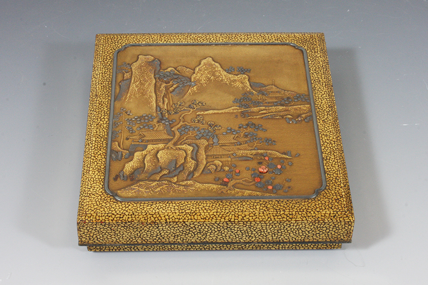 楼閣山水蒔絵小硯箱
