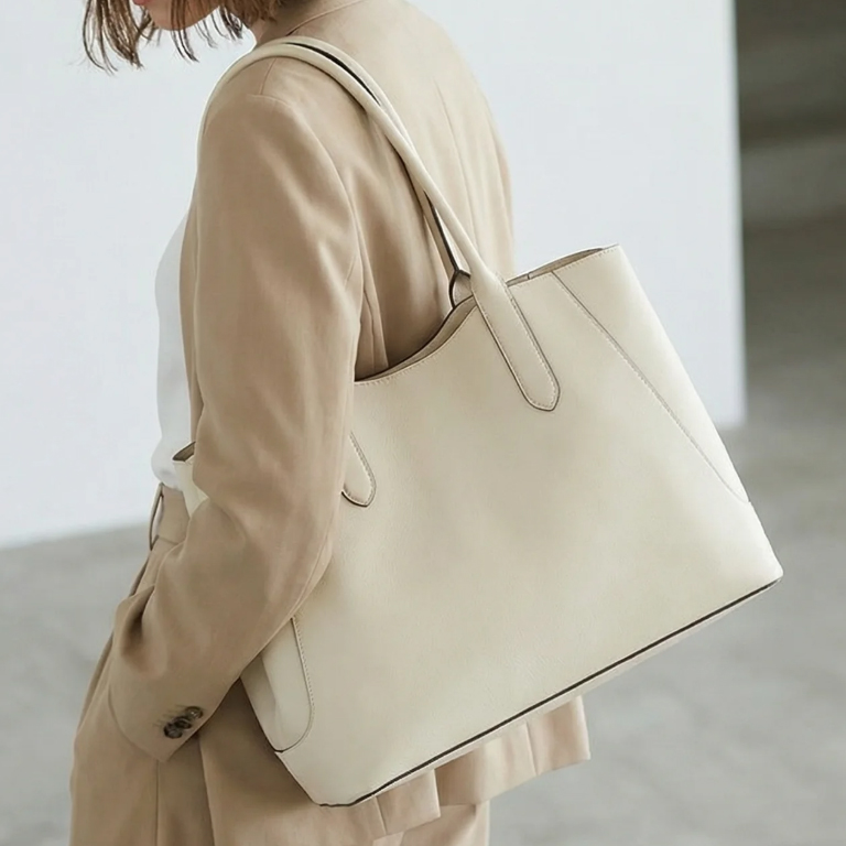 〈マザーハウス〉Momo Tote