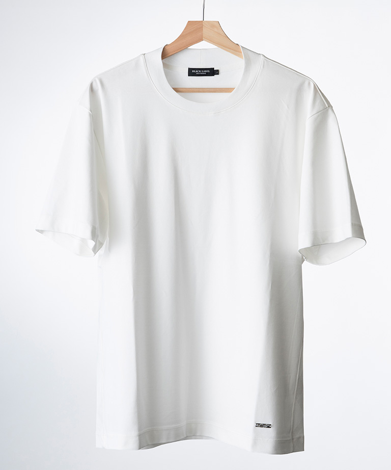〈ブラックレーベル クレストブリッジ〉