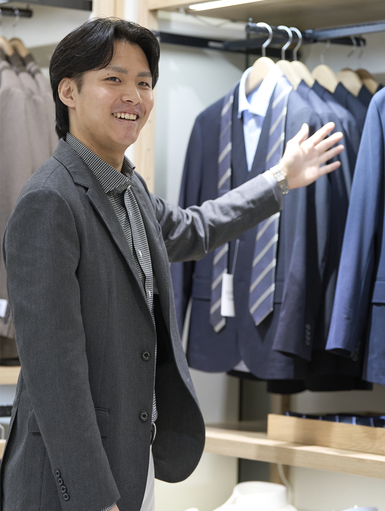 堅そうに見えて、軽やか伸縮ジャケットなんです！着心地も妥協しないことが大切！
