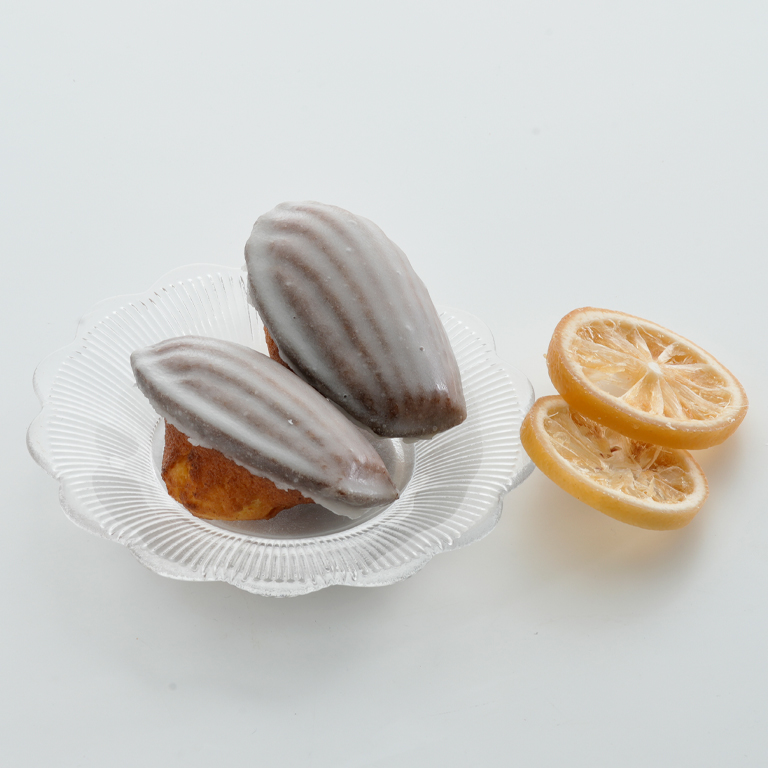 〈パティスリーショコラトリーレシィ〉マドレーヌシトロン