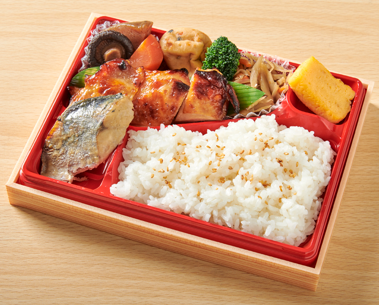 〈佃浅〉【Wメイン】柔らか鶏照焼＆鰆西京焼弁当