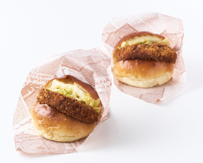 〈ポール・ボキューズ　ベーカリー〉士幌コロッケバーガー