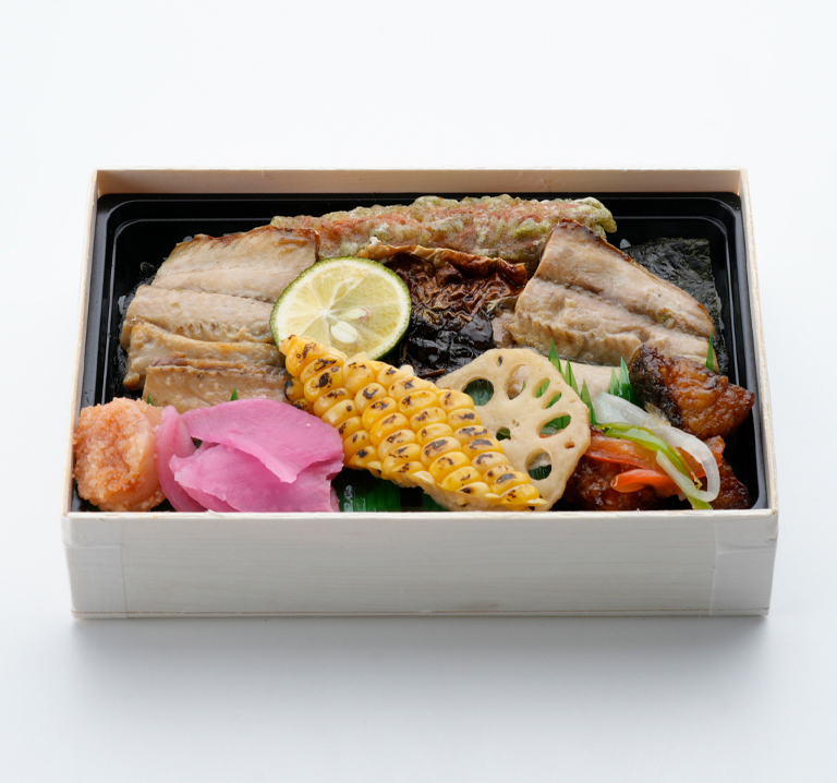 〈魚道楽〉さんま塩焼きのっけ盛り弁当