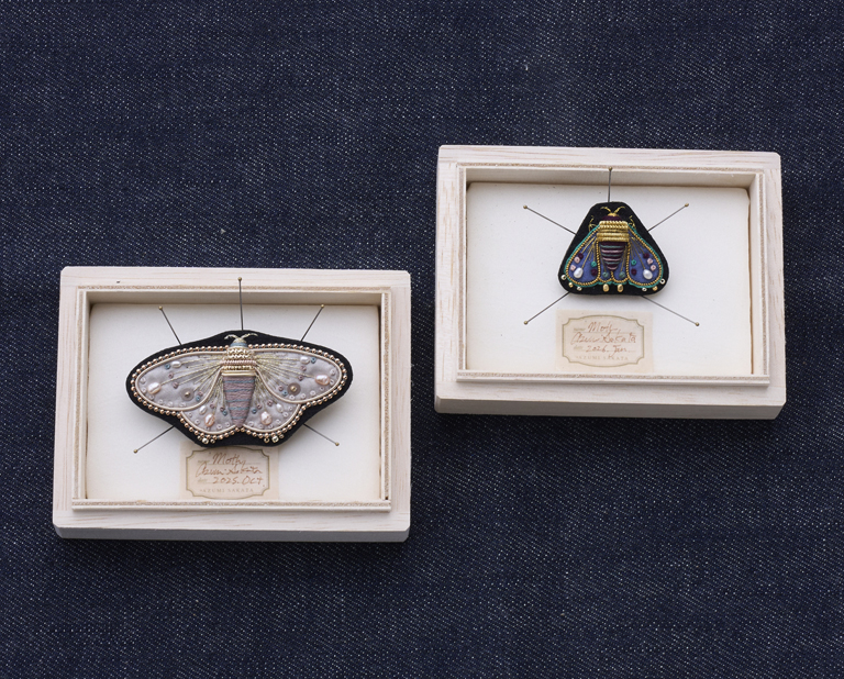 10階〈ONE OFF TOKYO〉刺繍ブローチMOTH