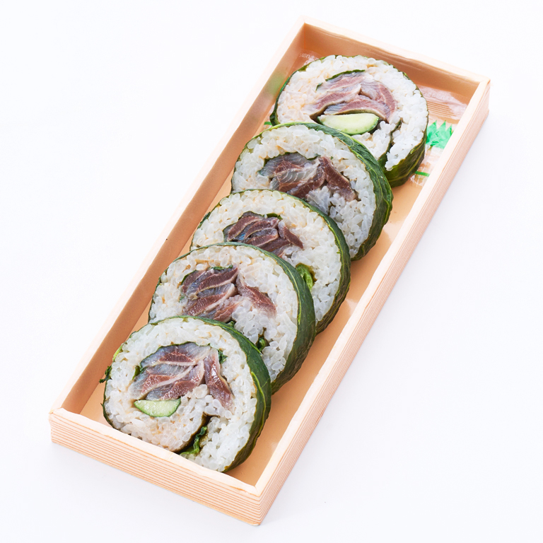 〈創作鮨処タキモト〉梅しそいわし高菜巻