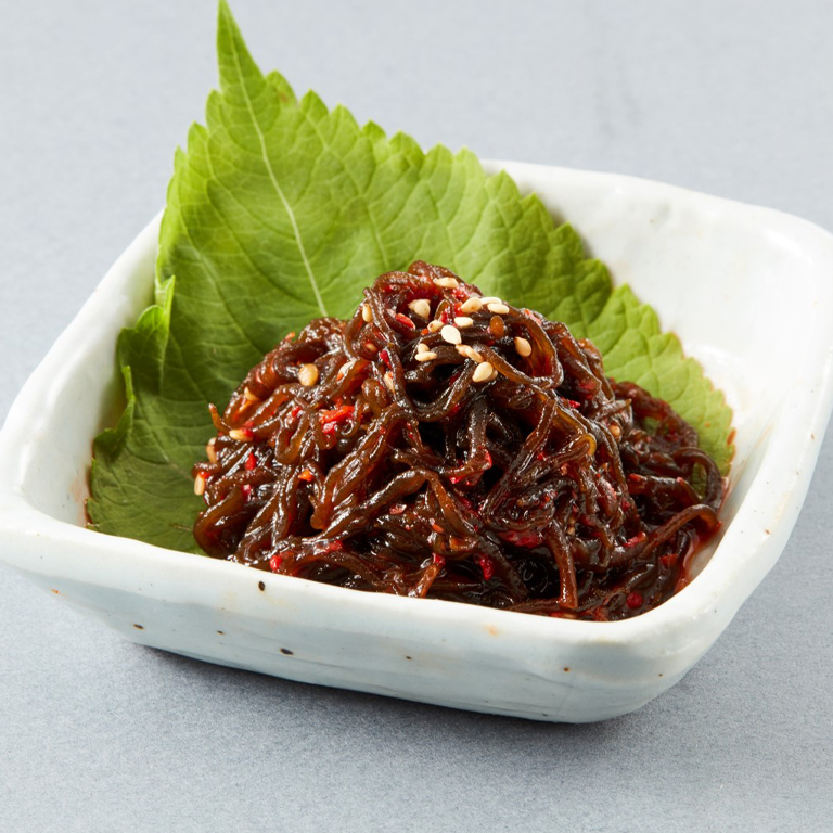 〈韓美膳デリ〉もずくキムチ