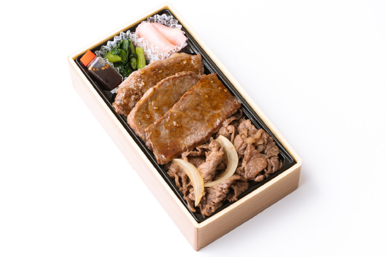 神戸牛　彩り重