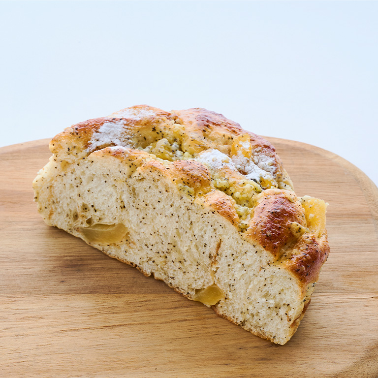 香り部門 第1位〈ドンク〉青森りんごと紅茶のクランブル