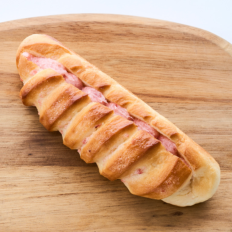 〈ドンク〉いちごミルククリームスティック