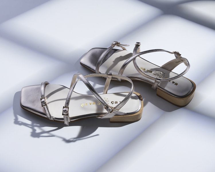 sandals_buyers_selection_dummy_01.jpg