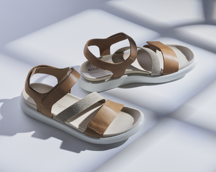 sandals_buyers_selection_dummy_01.jpg