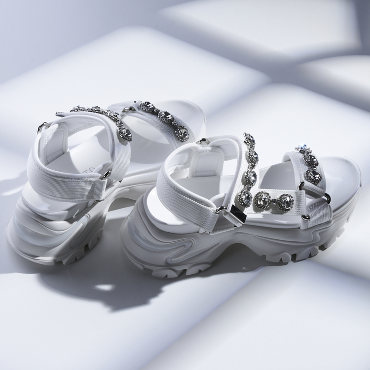 sandals_buyers_selection_dummy_01.jpg